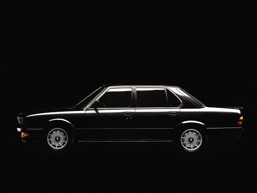  BMW M535i 1985 года  (фото 5 из 5)